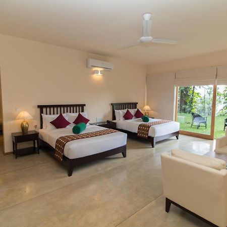 Kings Pavilion Luxury Hotel Kandy Esterno foto