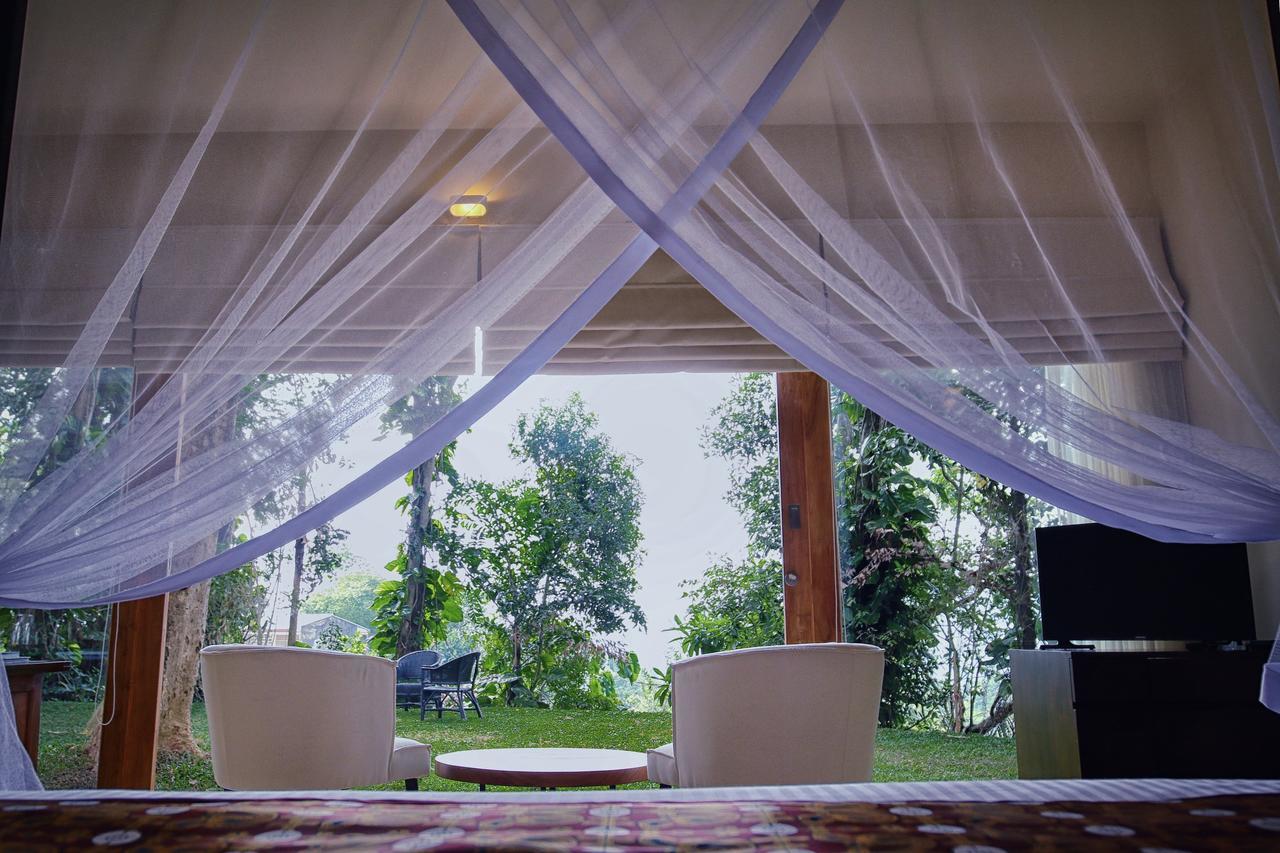 Kings Pavilion Luxury Hotel Kandy Esterno foto