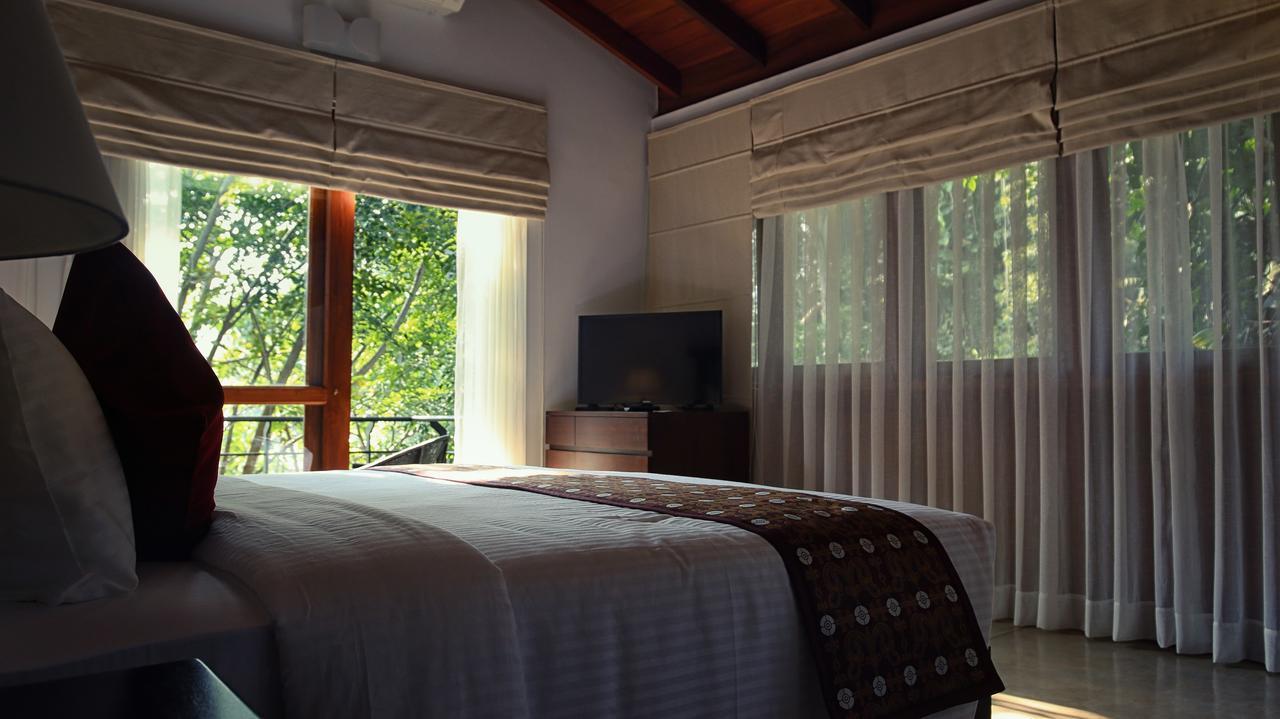 Kings Pavilion Luxury Hotel Kandy Esterno foto