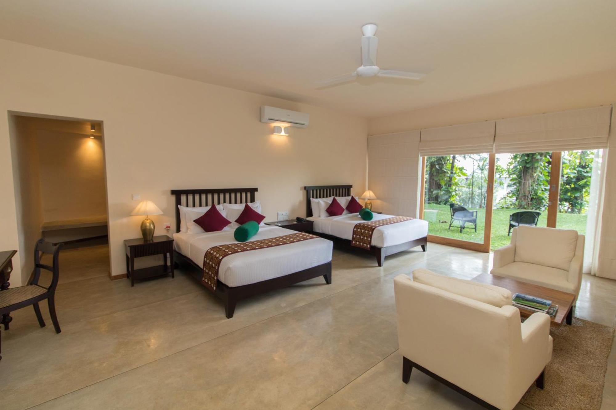 Kings Pavilion Luxury Hotel Kandy Esterno foto